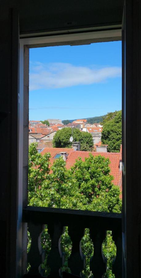 Excelentes Vistas En La Plaza De La Verdura Pontevedra Zewnętrze zdjęcie